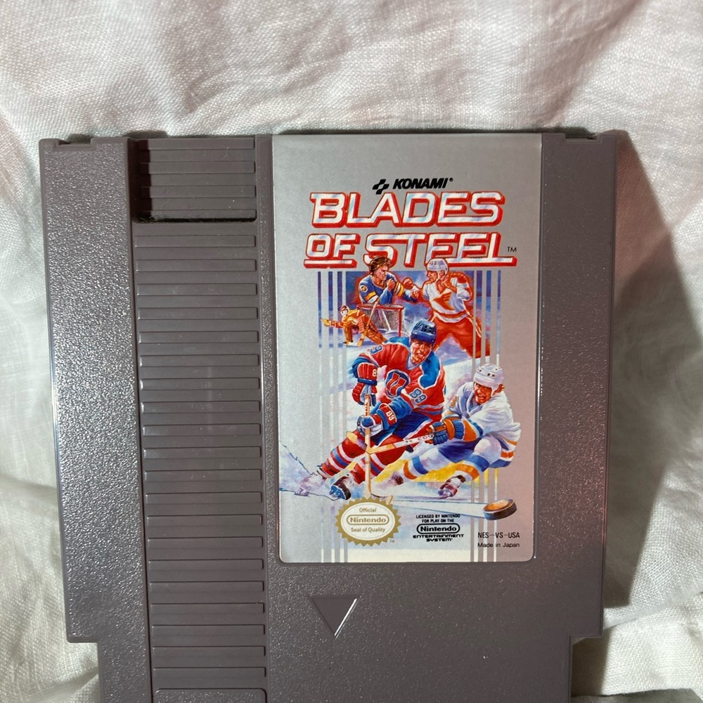 NES GAME BLADES OF STEEL